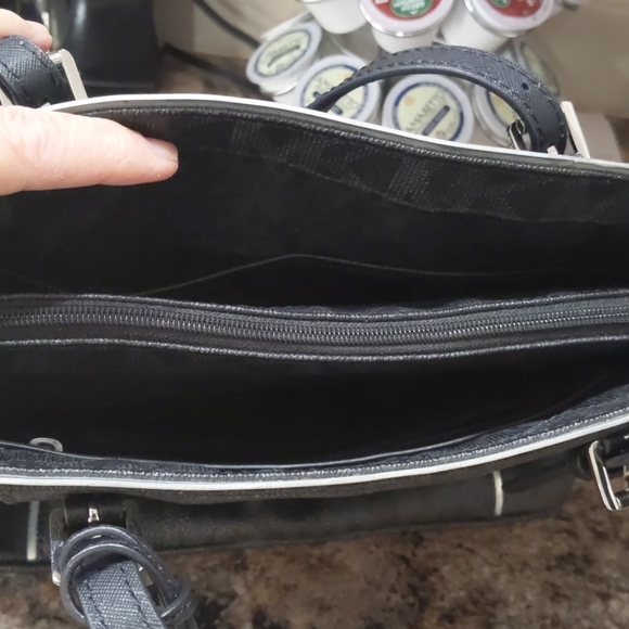 Purse - Picture 4 of 8